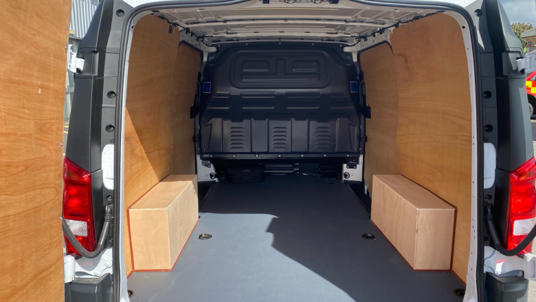 Mercedes-Benz Vito EL2 Electric Fwd 85kW 66kWh Pro Van Auto